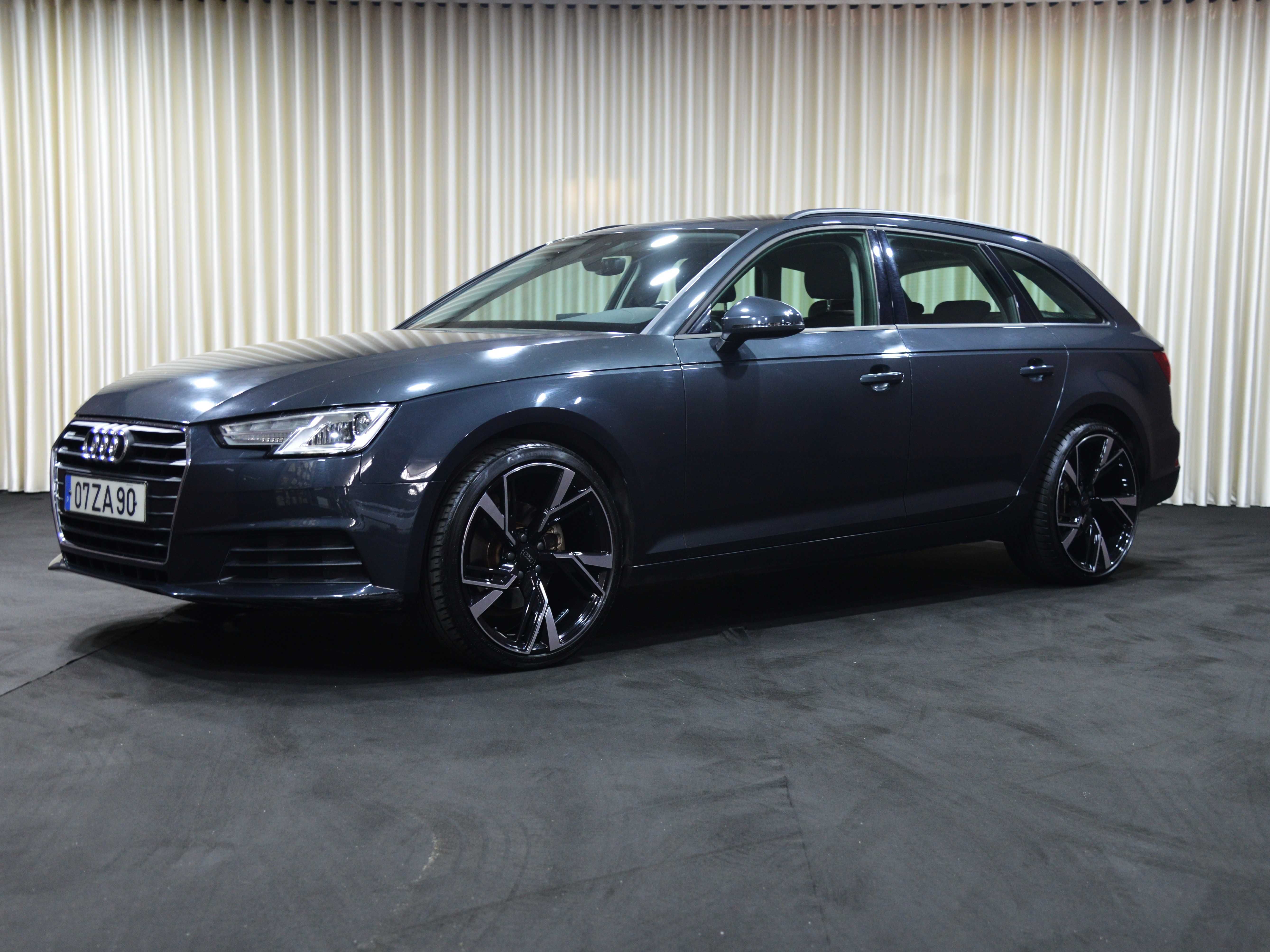 AUDI A4 AVANT 2.0 35 TDi S tronic