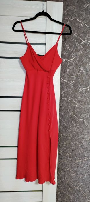 Сукня Zara червона, нова, розмір s