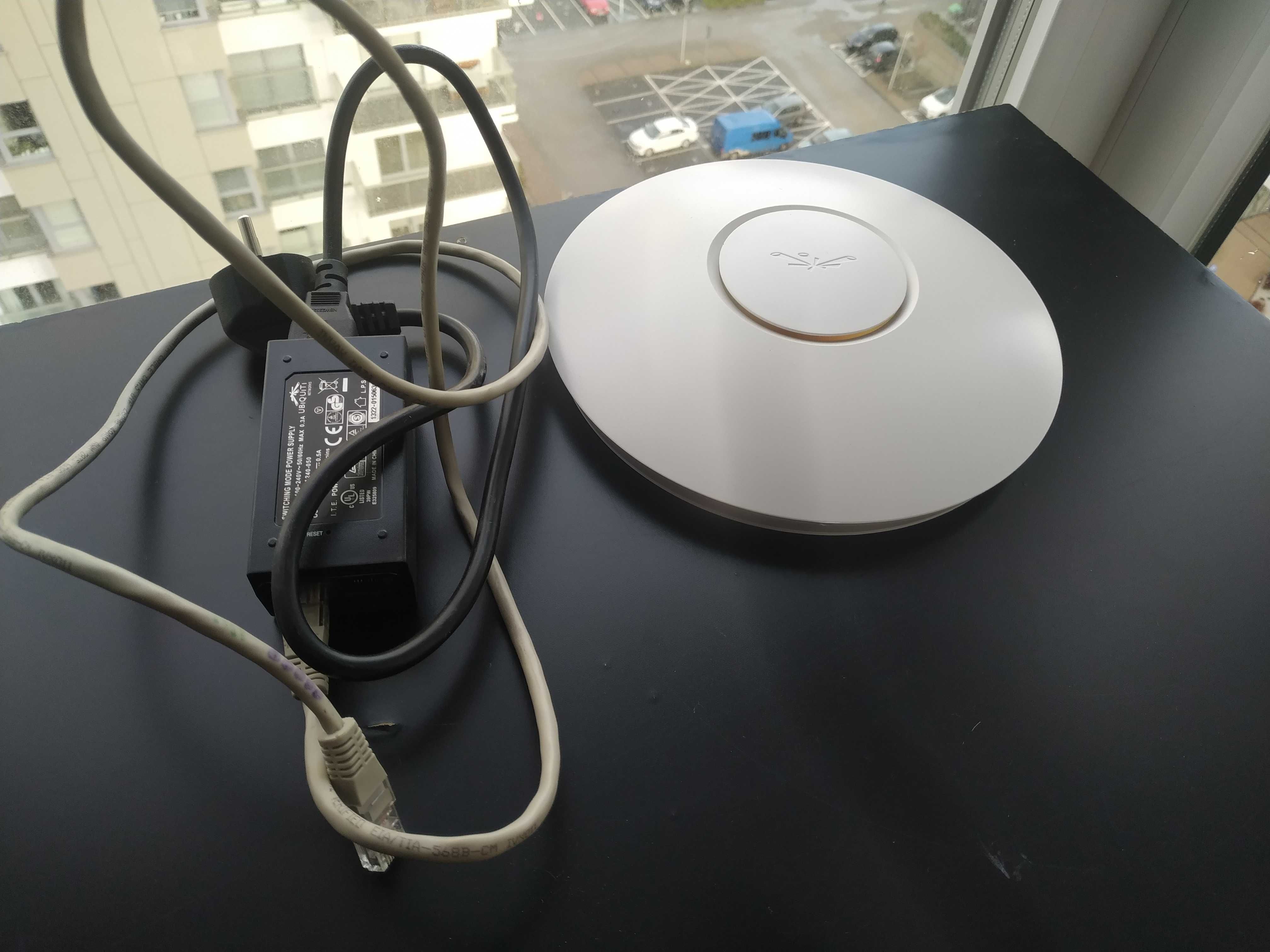 Punkt dostępu Ubiquiti UniFi AP LR