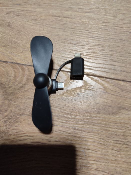 Вентилятор з підключенням до micro USB/Lightning
