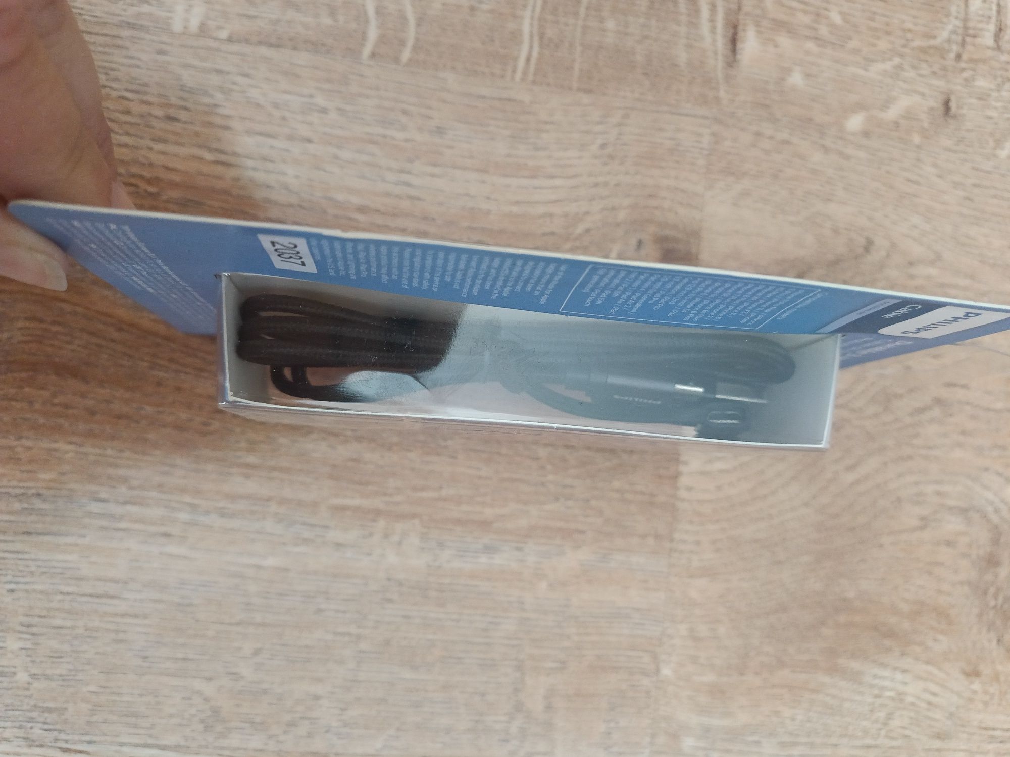 Nowy kabel Philips 3w1 – Lightning / USB-C / Micro USB – 1.2 m