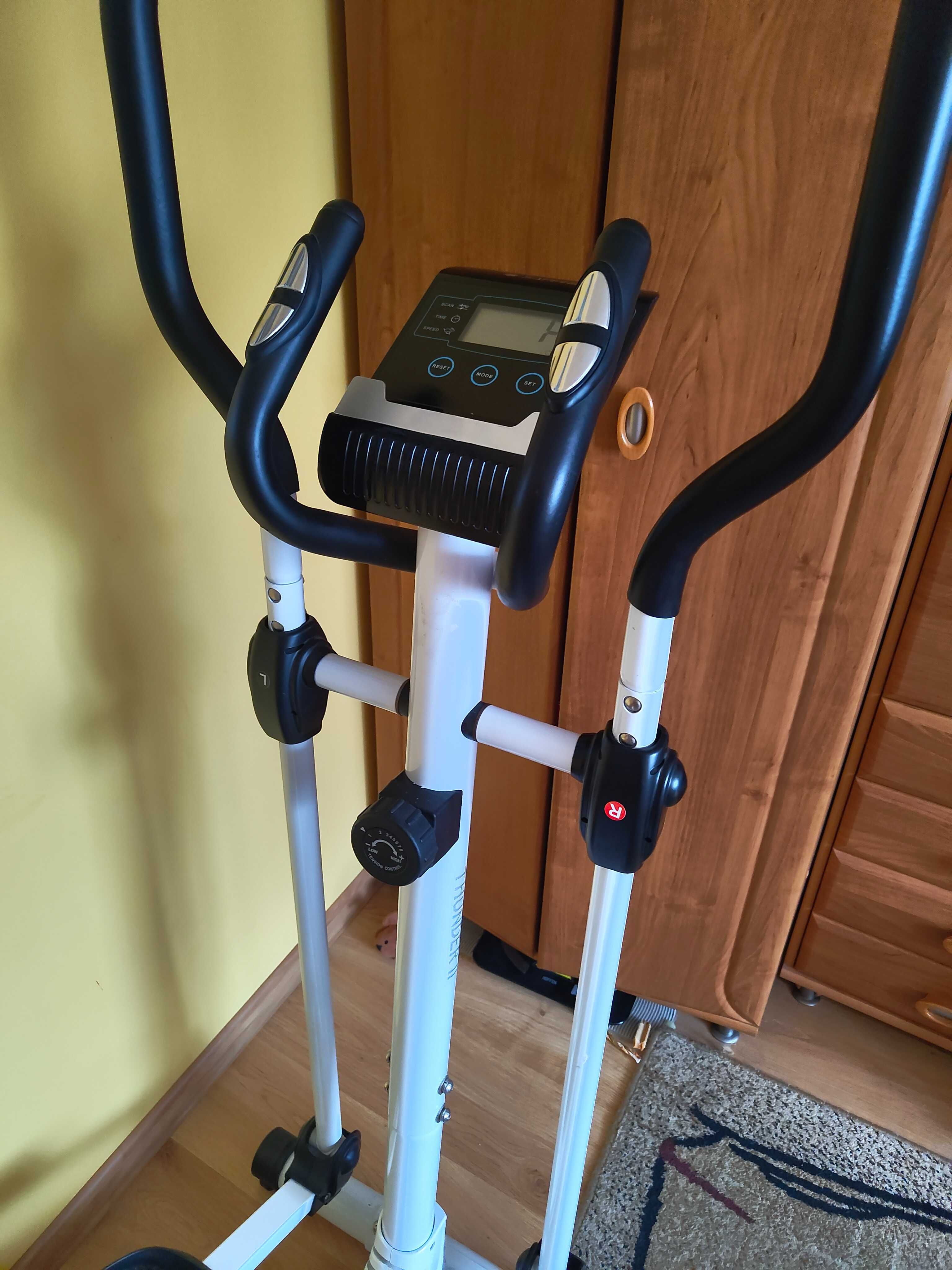 Orbitrek * Rower stacjonarny