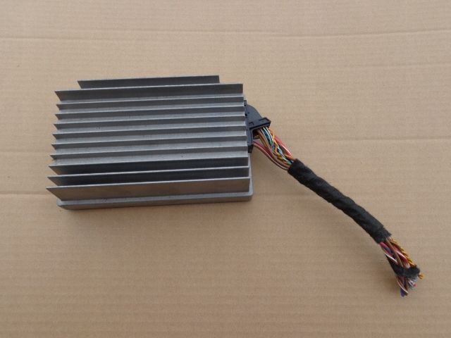 BMW E91 E91lift wzmacniacz hifi 9233963