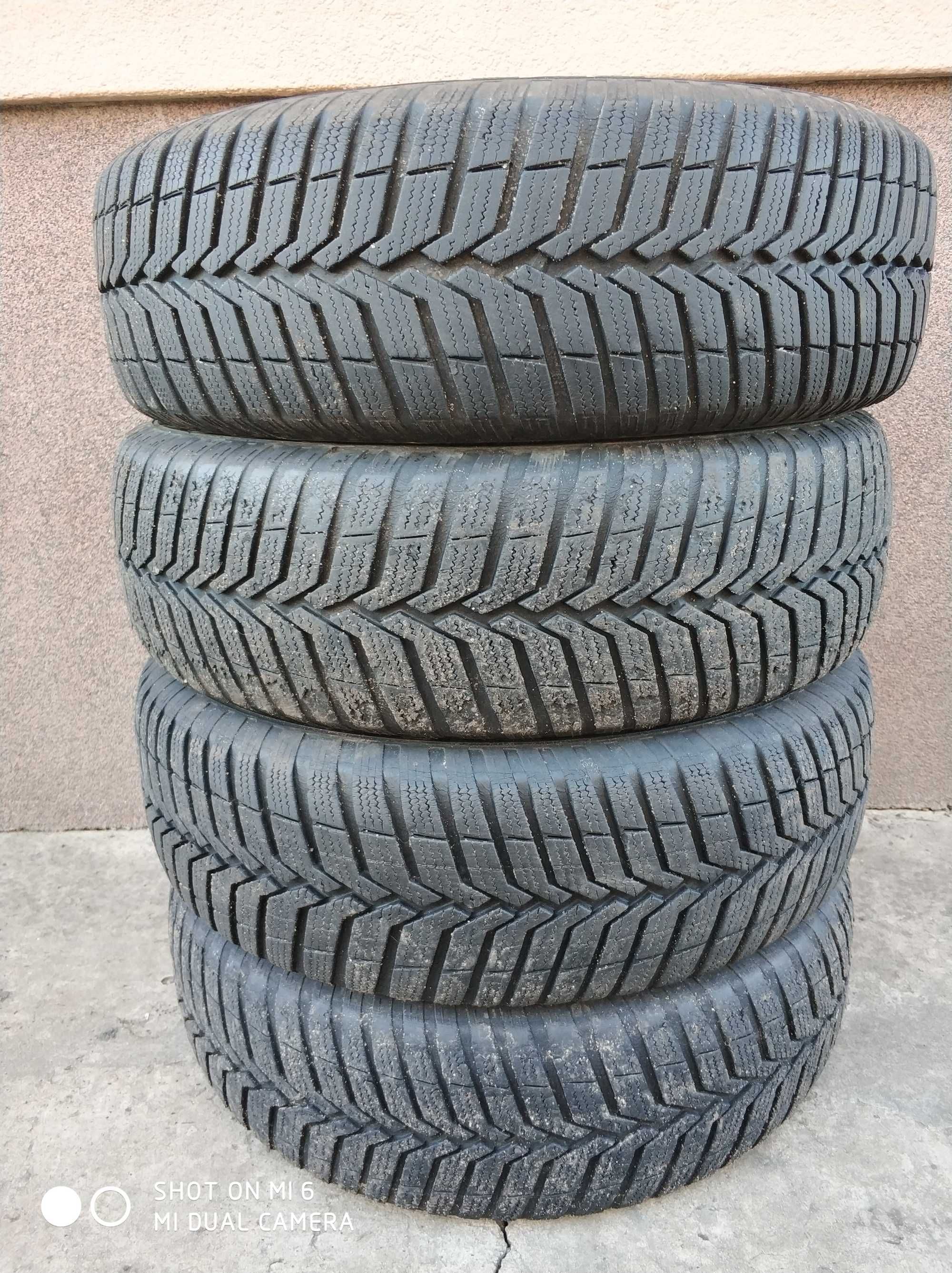 Vredestein Snowtrac 3 175/65 R14, BFGoodrich All-Terrain 235/75 R15