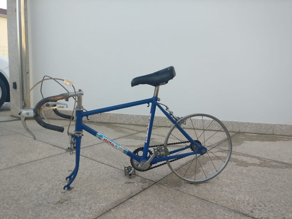 Bicicleta de ciclismo Orbita para criança