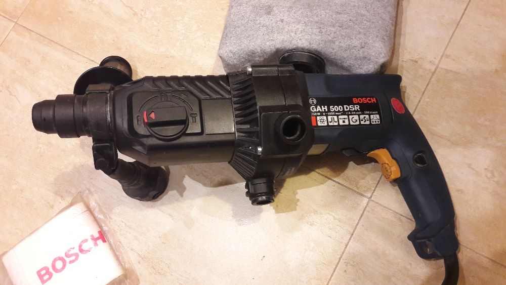 Bosch GAH 500 DSR SDS - Plus wiertarka udarowa z odsysaniem