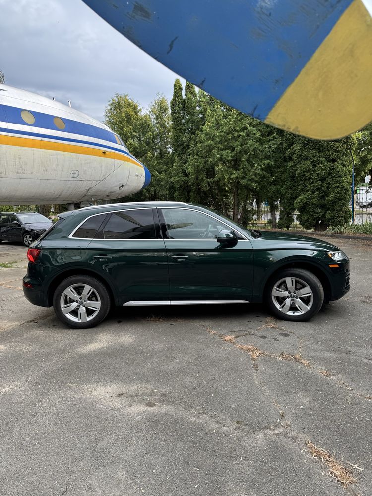 Audi Q5 2017 рік