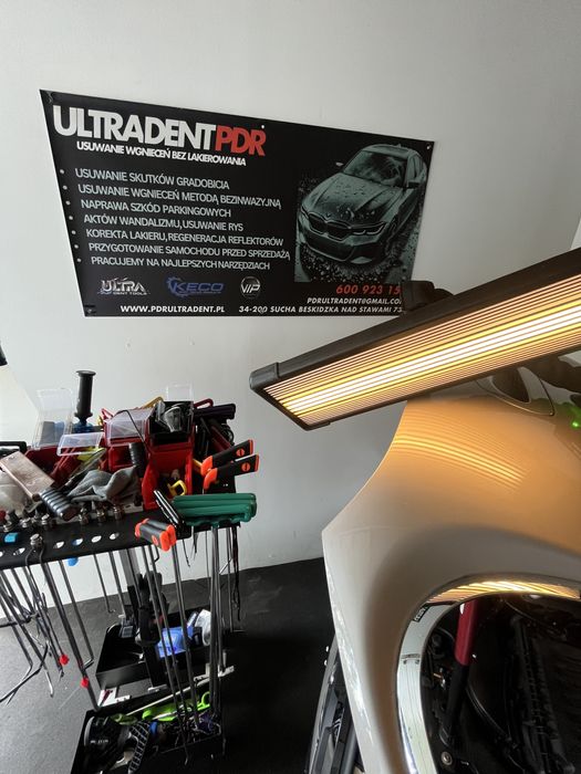 Usuwanie wgnieceń PDR polerowanie korekta lakieru naprawy blacharskie
