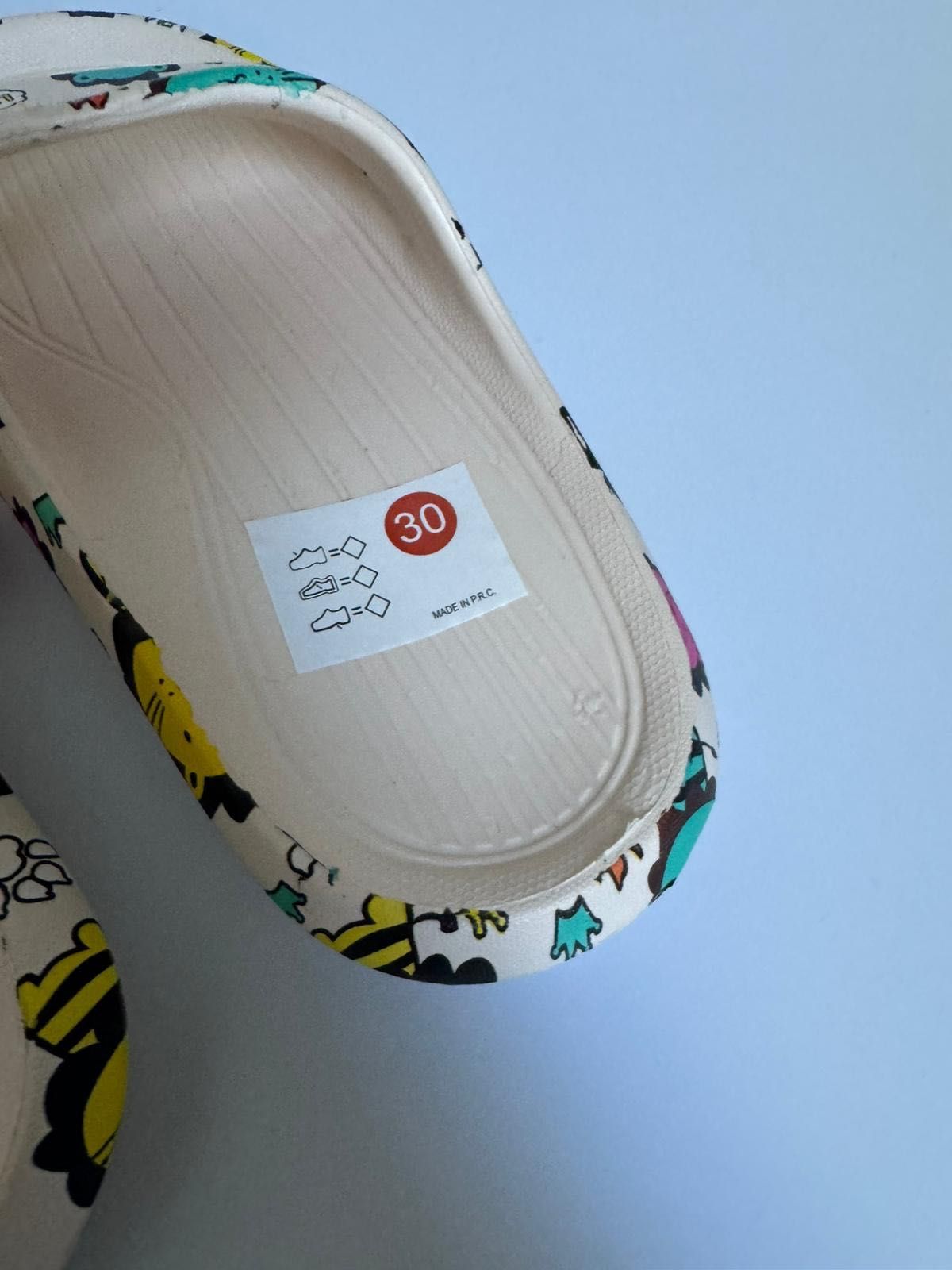 Nowe klapki dziecięce JOMIX SHOES kremowe 30