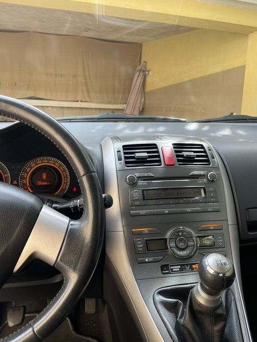 Toyota auris D-4D 1.4 Sol