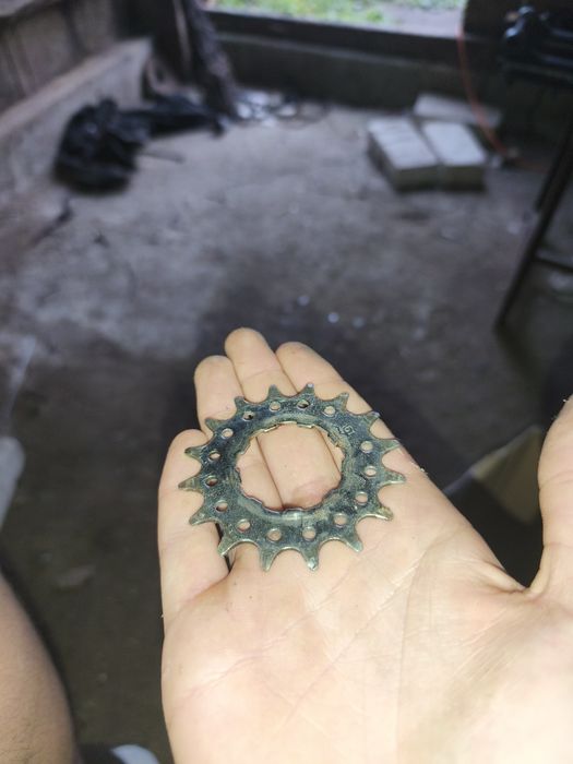 Sprzedam zębatke single speed jak nowa