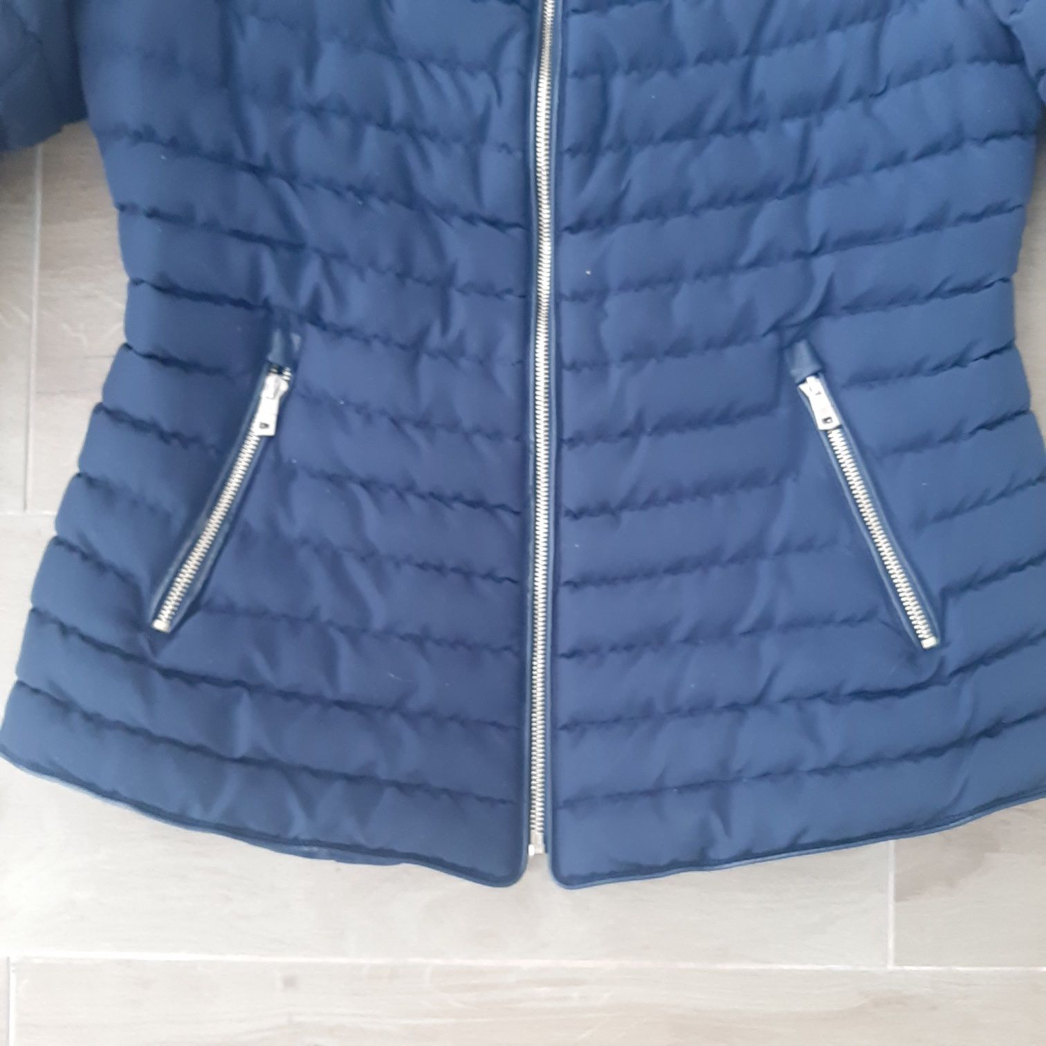 Куртка курточка жіноча розмір М