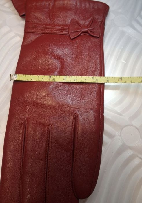 Женские кожаные перчатки