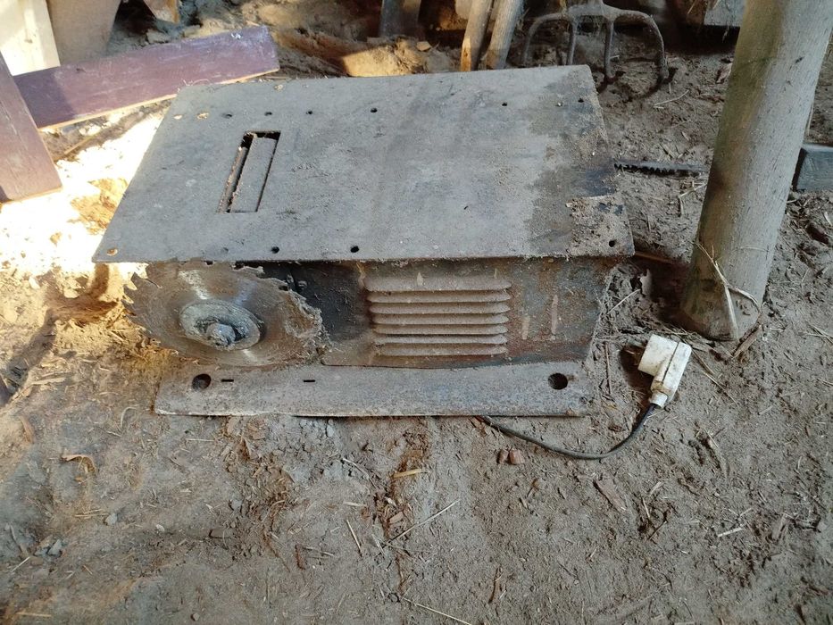 Mała strugarka stołowa