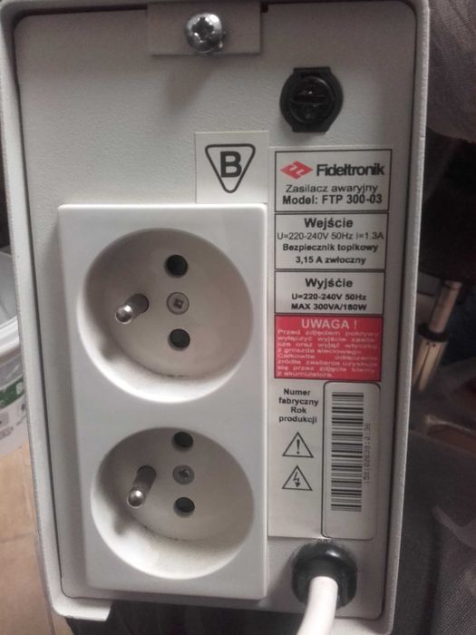 UPS fideltronik ares cool 300 zasilacz awaryjny podtrzymanie zasilania