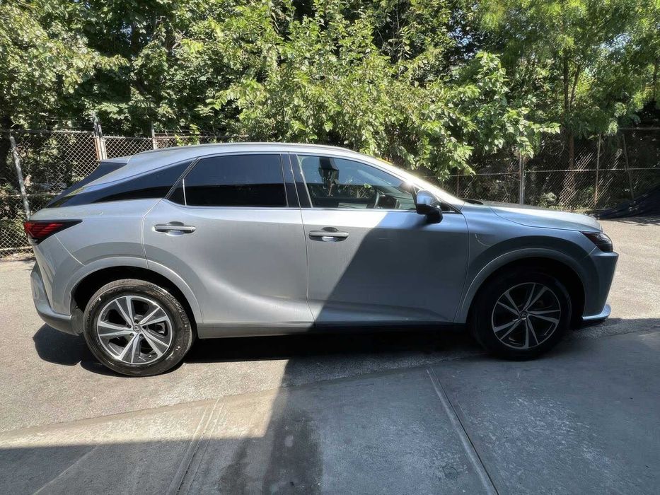 Lexus RX 350 Premium      2023