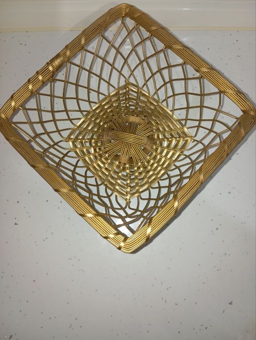 Конфетница, фруктовница