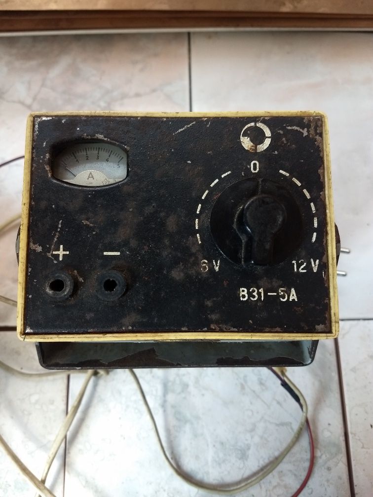Зарядне АКБ 6, 12 В. 5А. В31-5а. СРСР