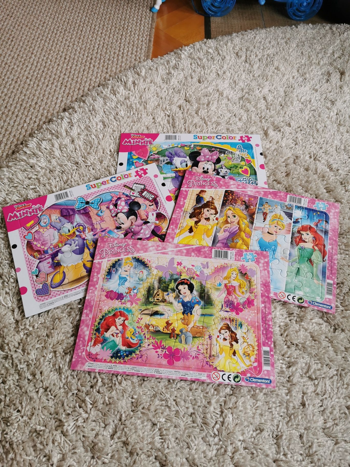 Puzzle układanki Disnej Princess Minnie