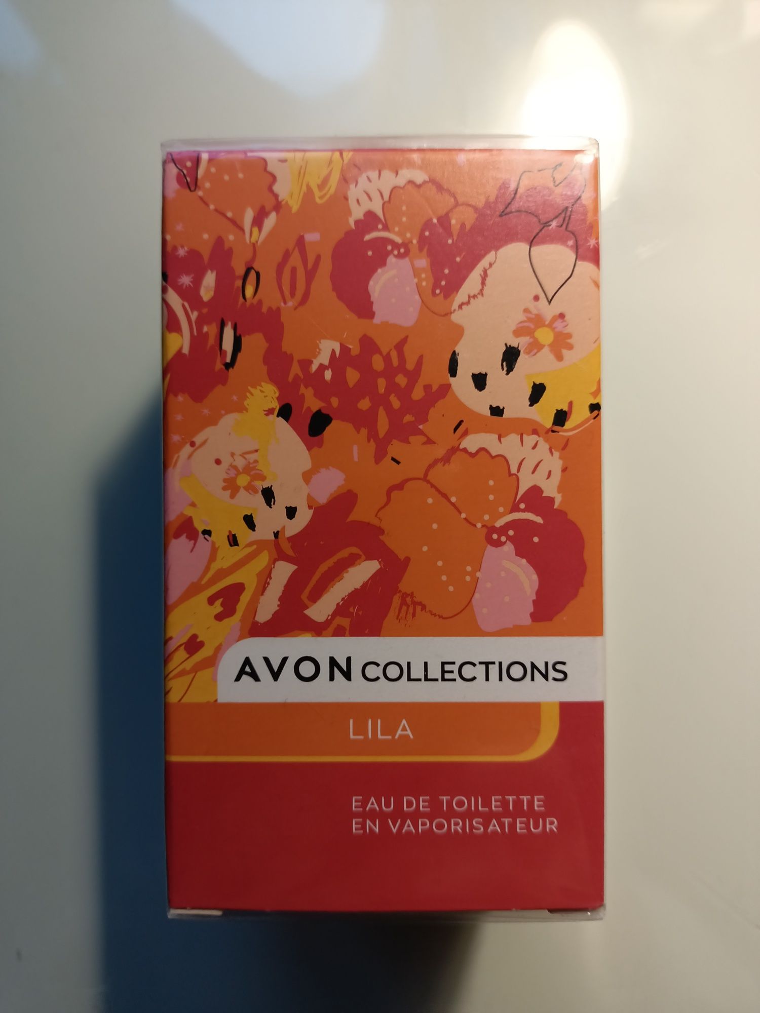 Woda toaletowa Avon Collections Lila 50 ml