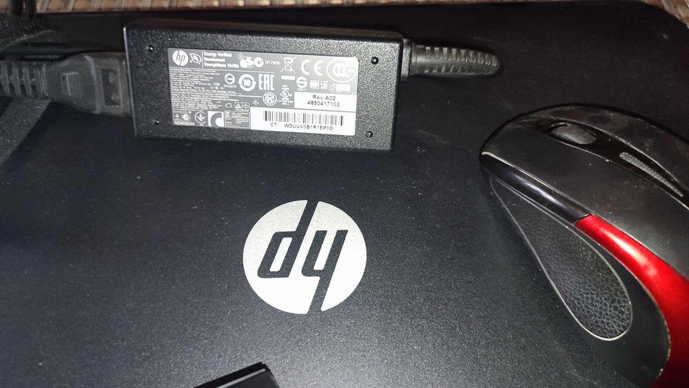 Laptop HP 255 G3 15,6'' AMD A4 4GB/500GB HDD Windows 10, zasilacz, BT