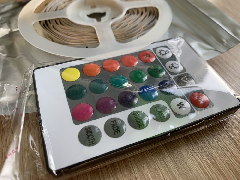 RGB Светодиодная лента 5В Bluetooth, Пульт ДУ 5050 Светомузыка, 5м