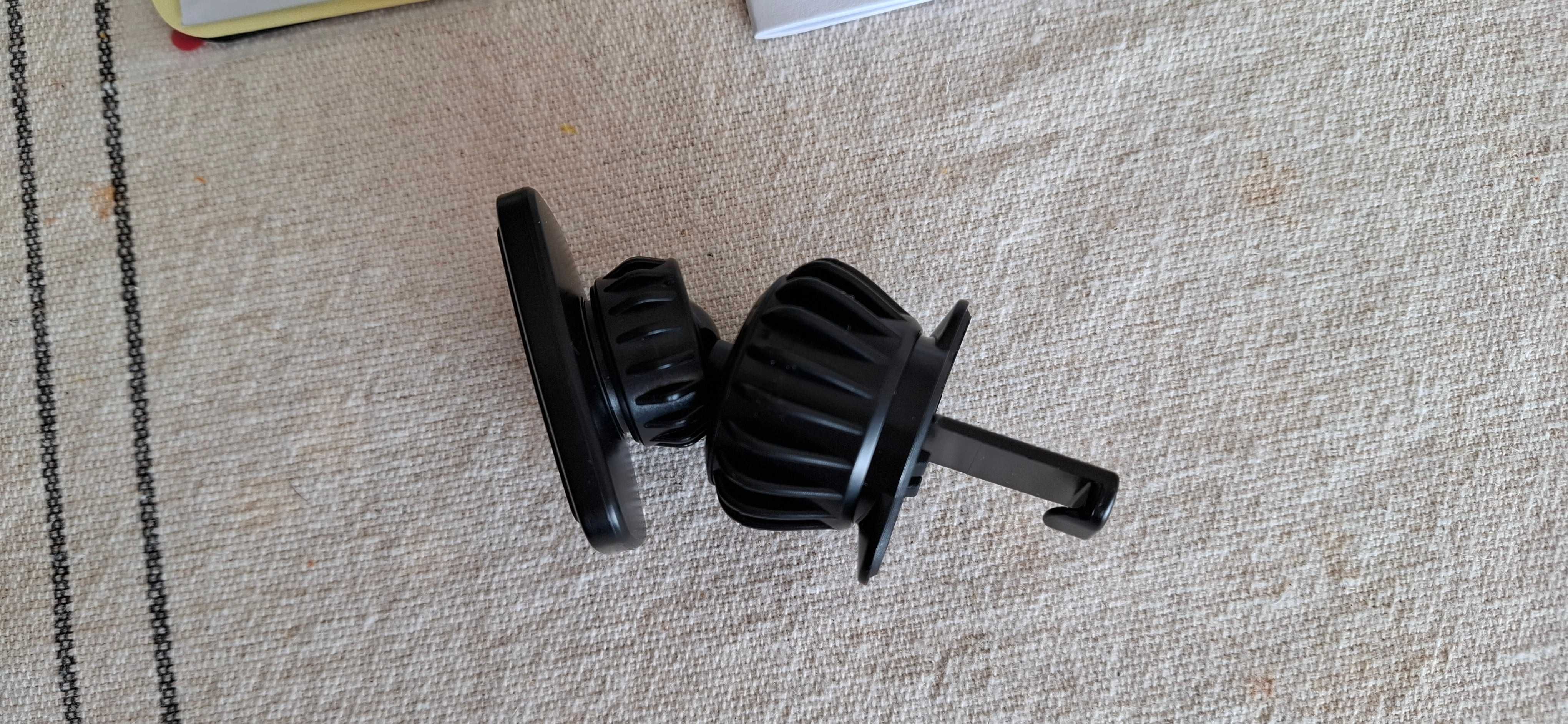 Suporte ajustável para telemóvel no automóvel - Lisen LV633