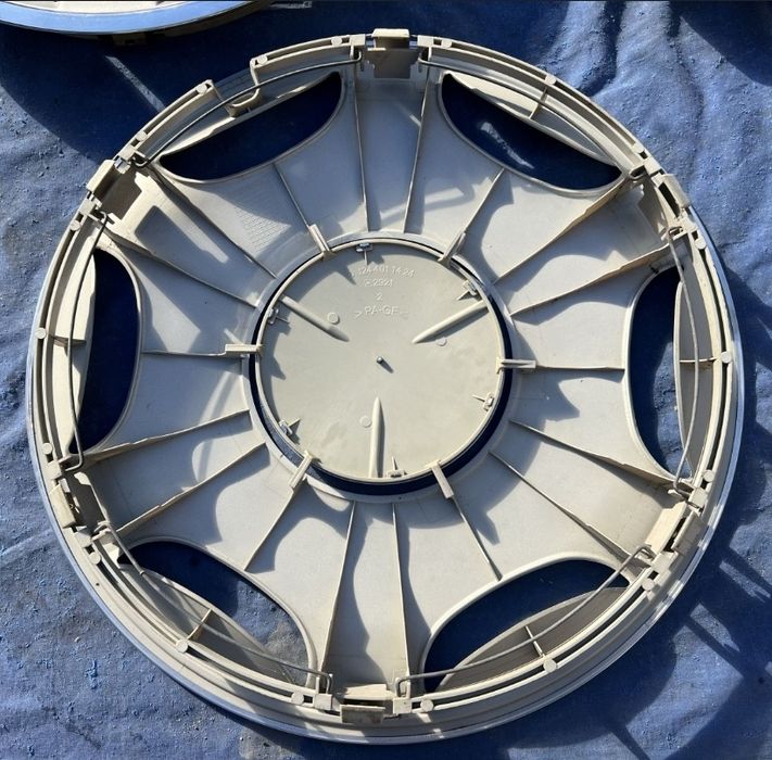 КОВПАКИ MERCEDES r15 E-Class, C-Class оригінал комплект A124 401 14 24