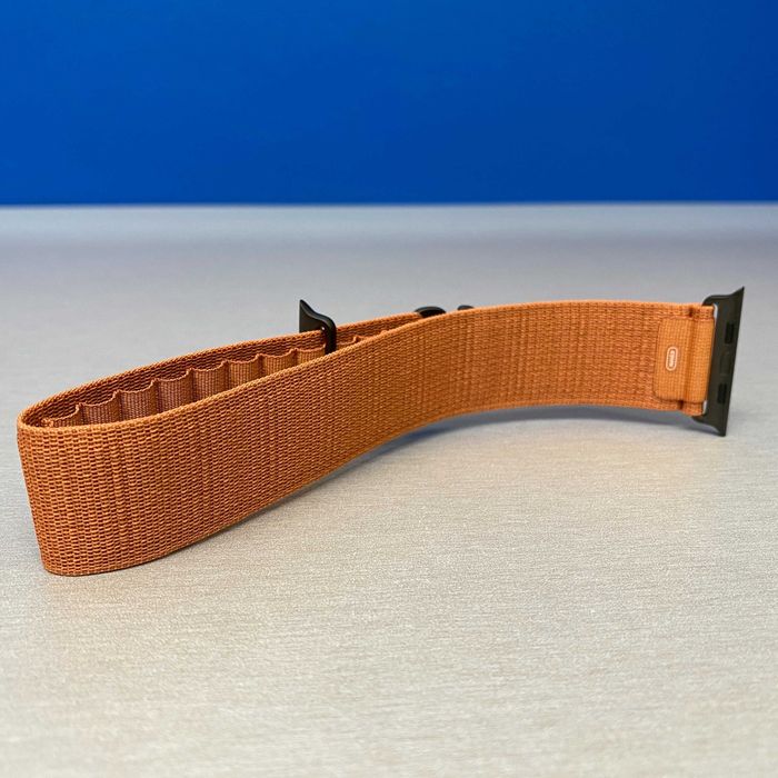 Apple Watch 49mm | Terra Cotta Black Titanium Alpine Loop L | NOVA