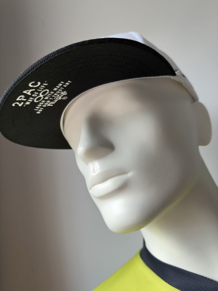 Snapback Thug life Outlaw czapka biała z czarnym daszkiem unisex