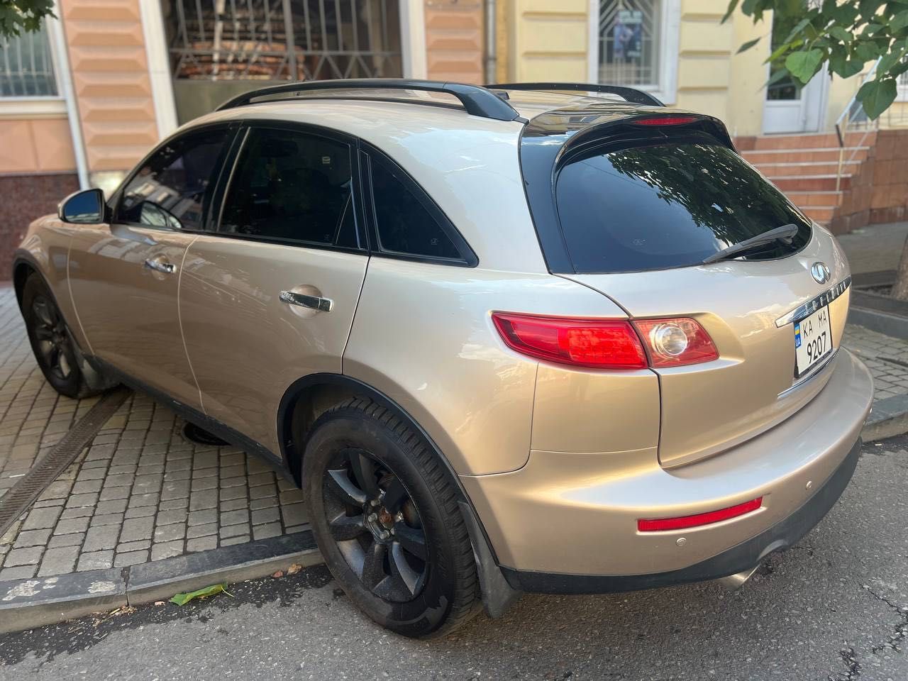 Продам Infinite FX35