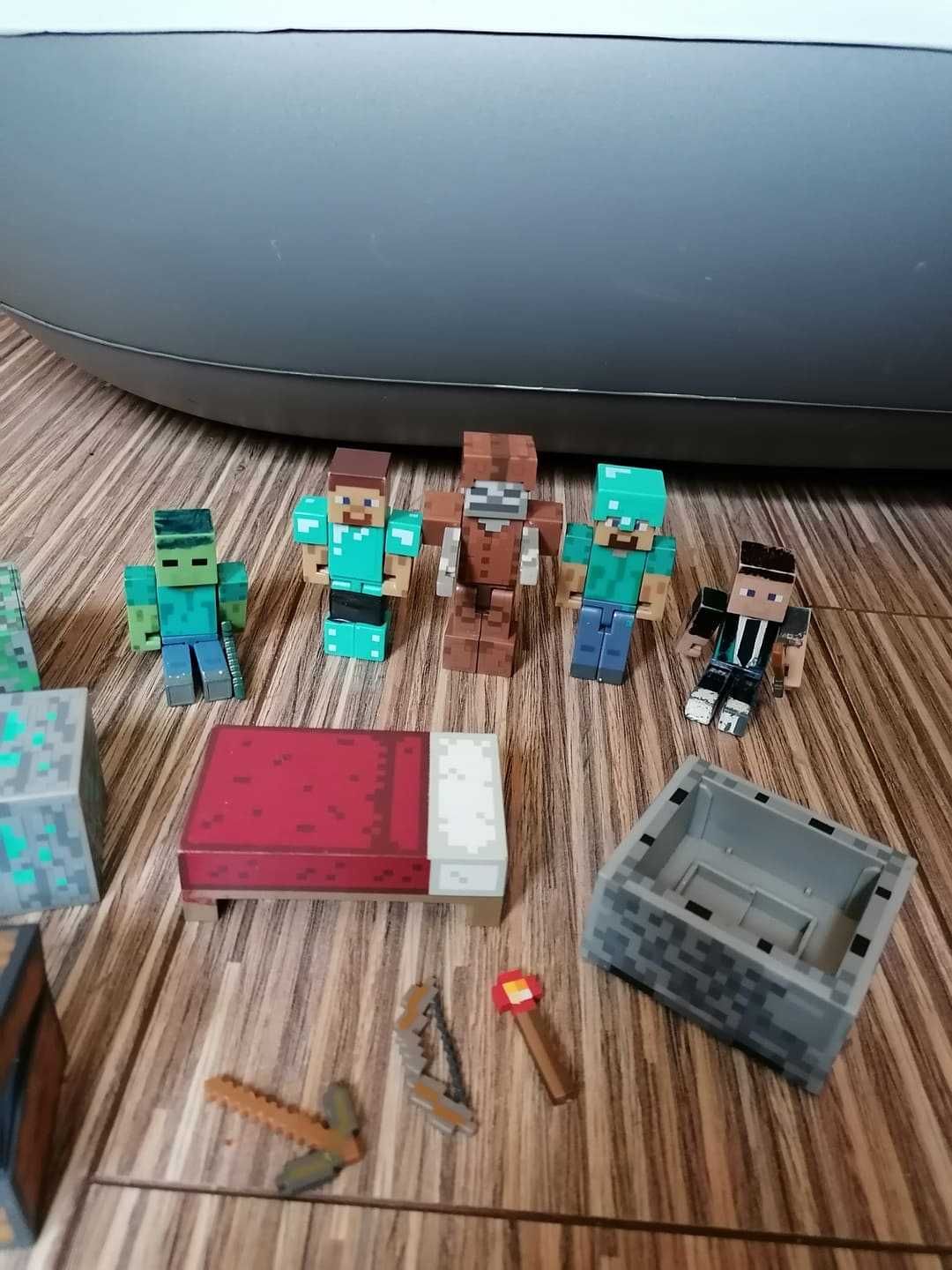 Oryginalne figurki Minecraft wraz z akcesoriami 16 sztuk