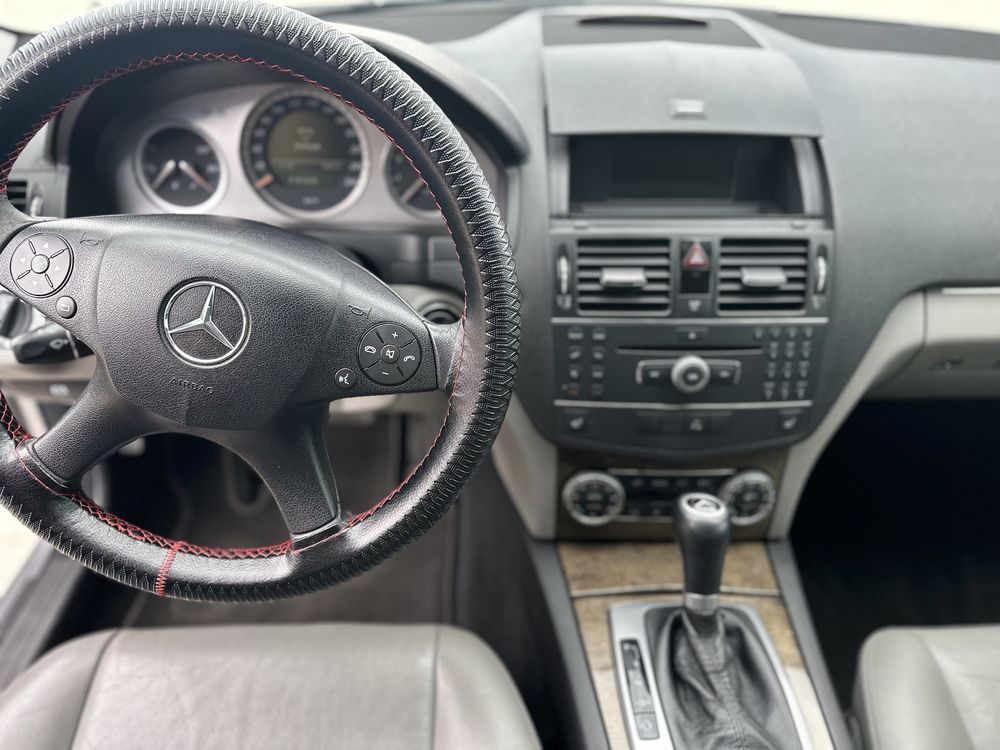 Mercedes-Benz C280