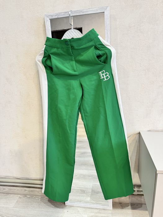 Продам брюки від 140