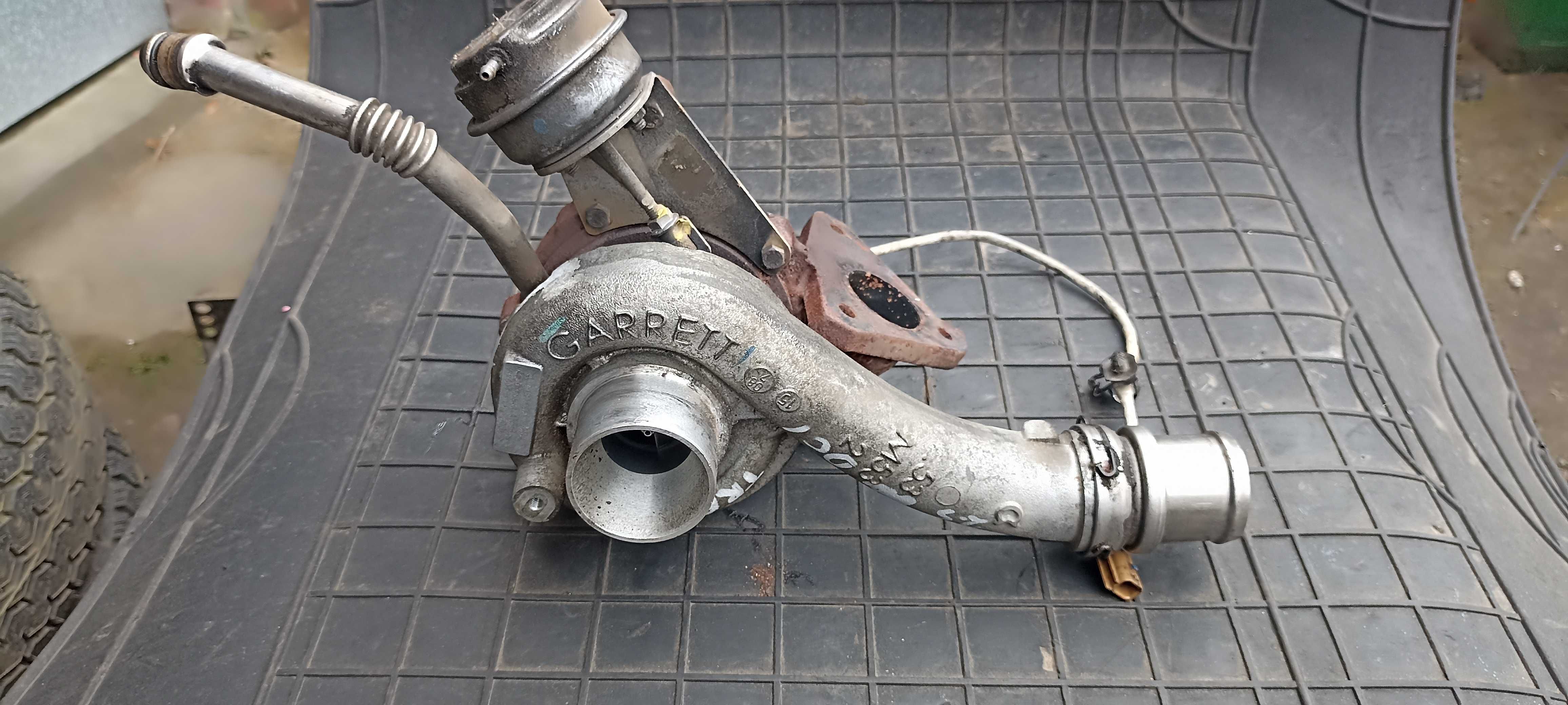 turbina turbosprężarka 2.5 dci trafic vivaro movano