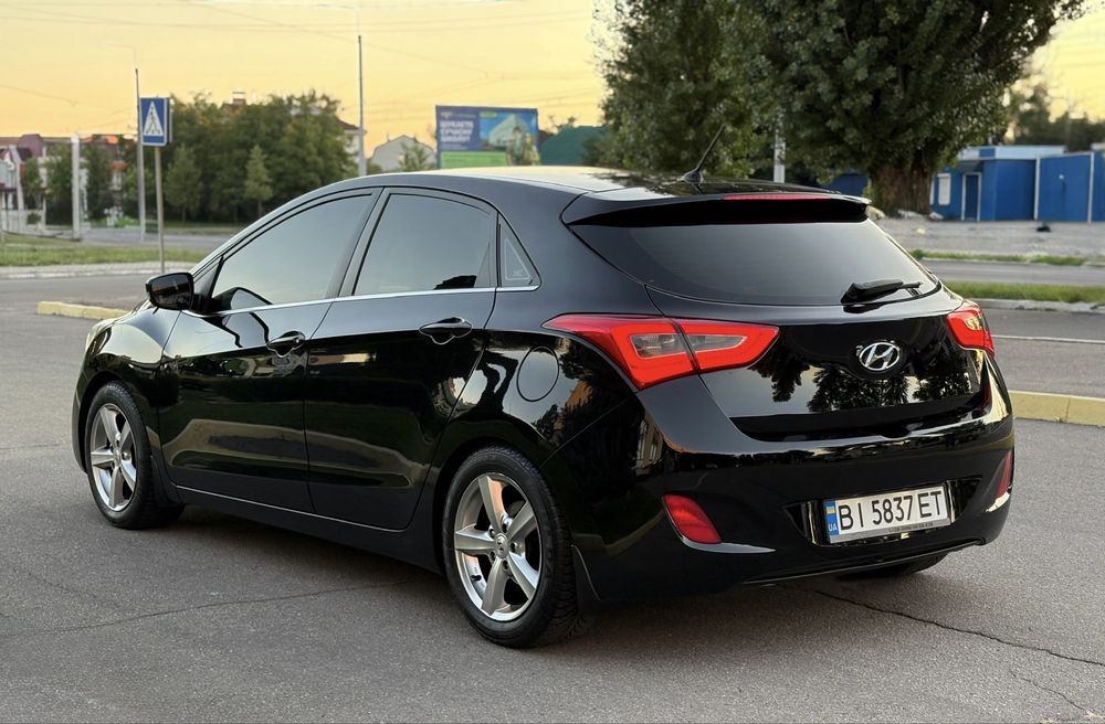 Hyundai i30 1.6MPI Дуже Гарна Офіціал!