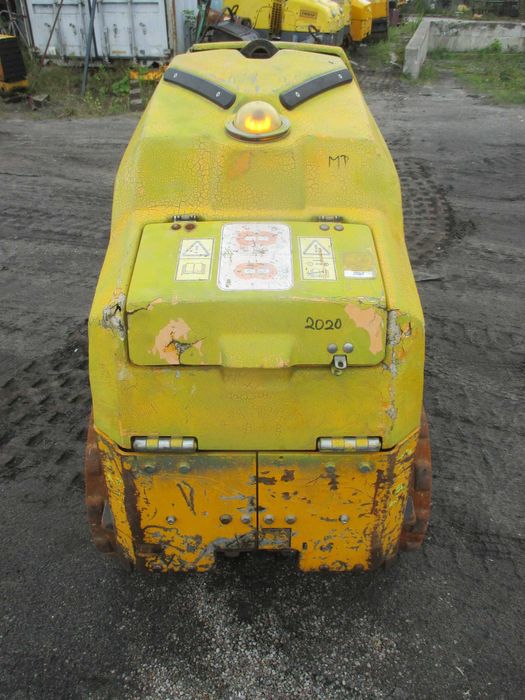 Walec okołkowany do wykopów Ammann ARR 1575 zdalnie sterowany wacker