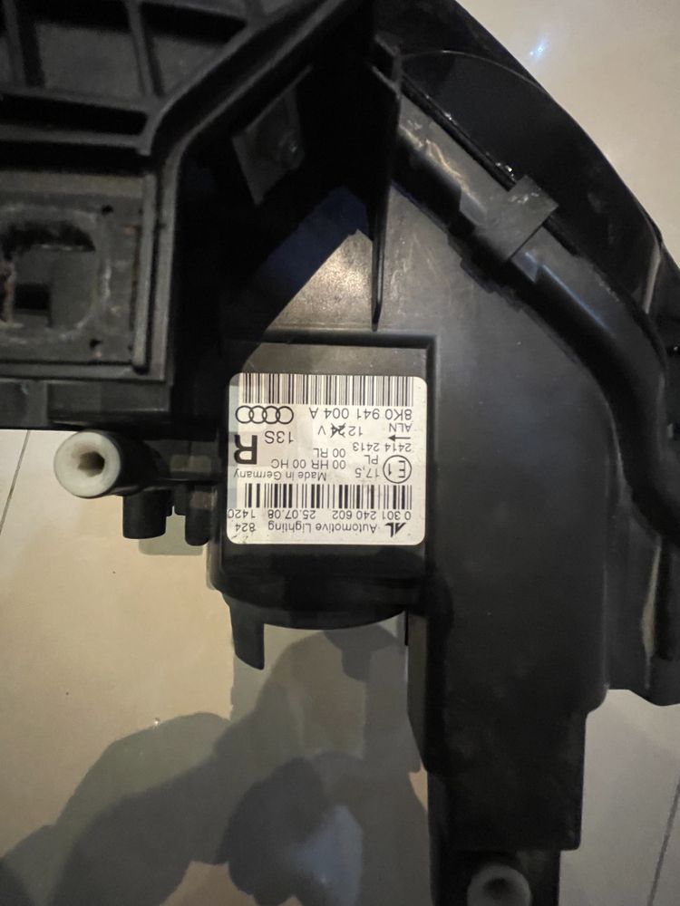 Sprzedam nową lampę przednią do Audi A4 B8