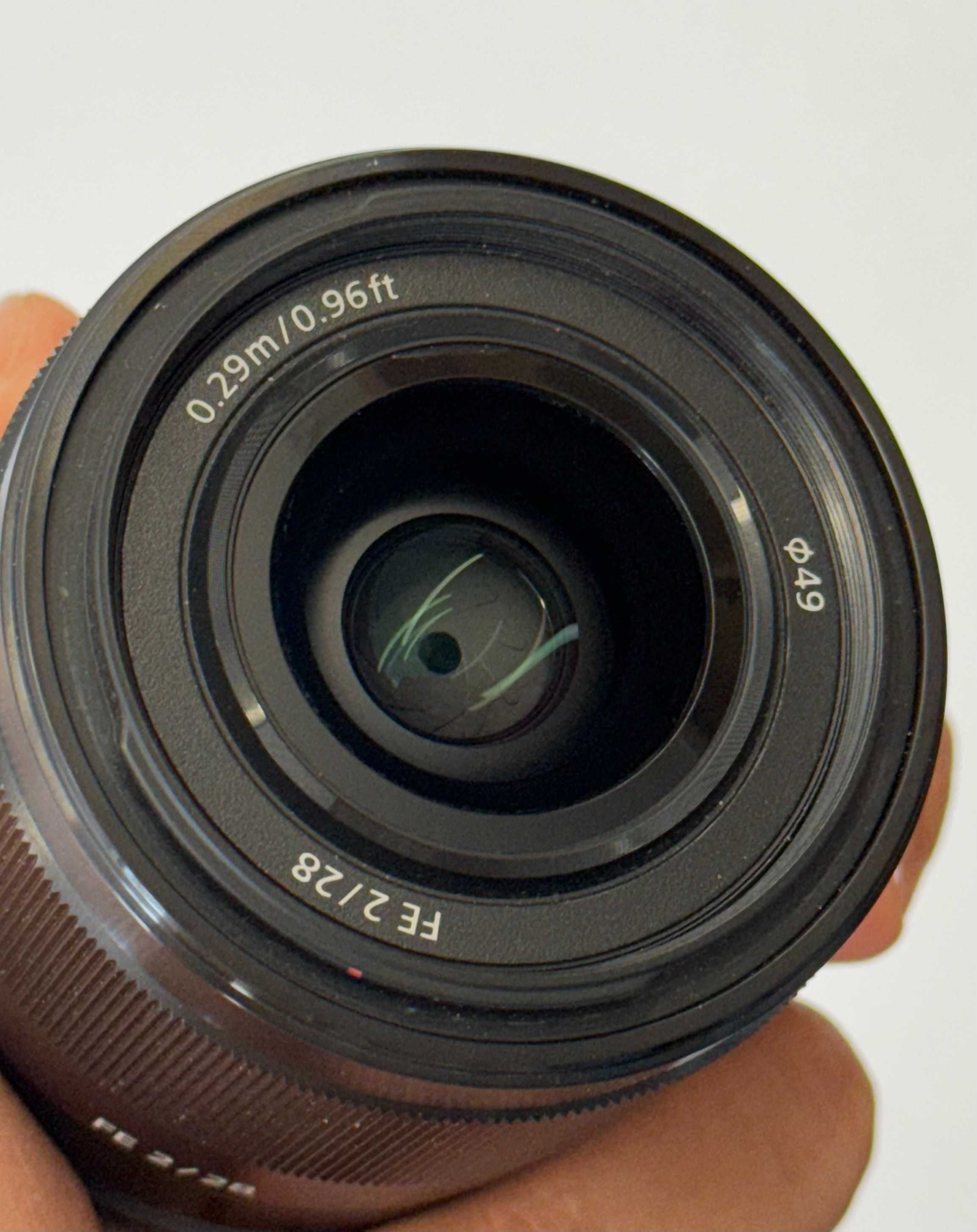 SONY FE 28MM F2 Lens