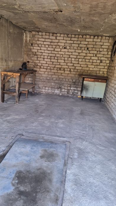 Продам  капітальний гараж 5 автобаза, цегляний
