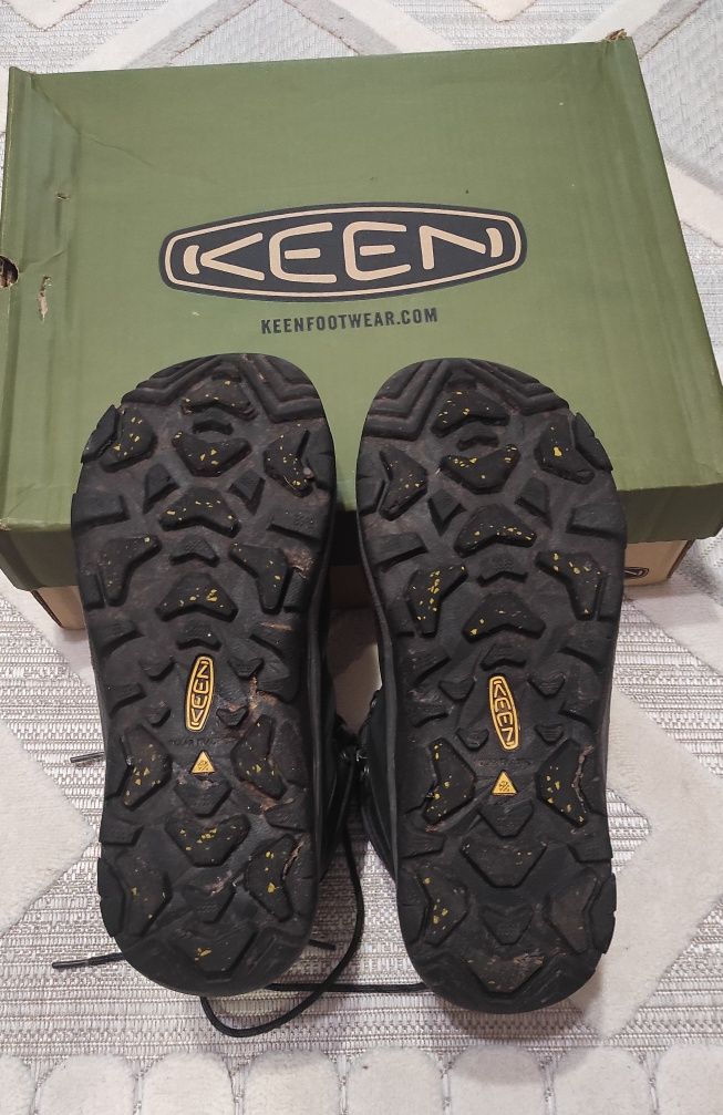 Трекінгові черевики Keen REVEL IV MID POLAR M