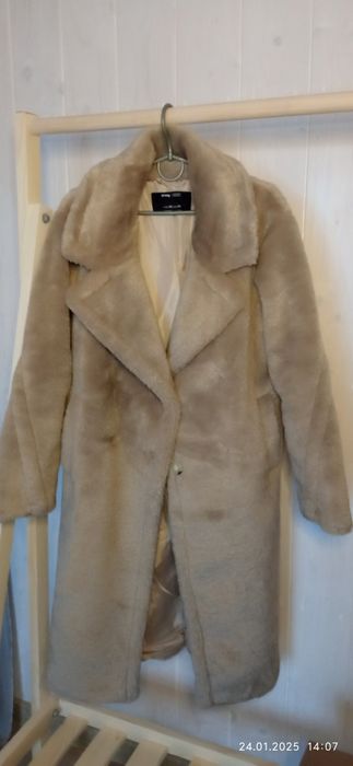 Еко шубка sinsay