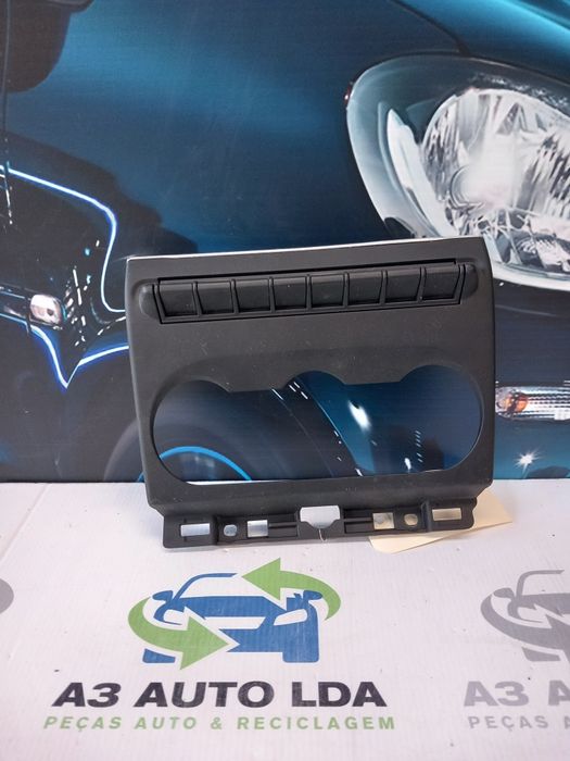 Interruptor dos 4 piscas Renault Captur II
