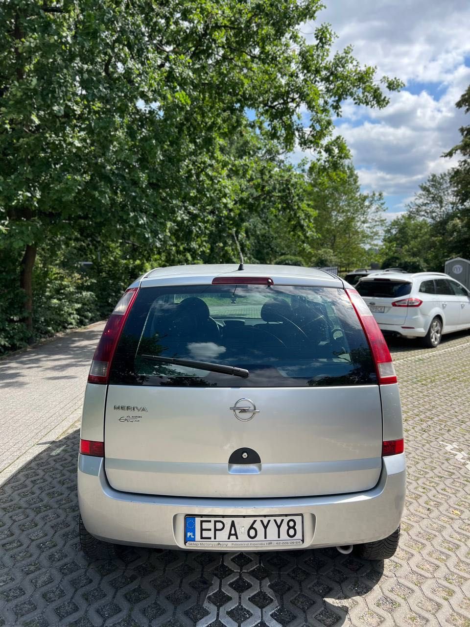 Opel Meriva zadbana klima ekonomiczne auto