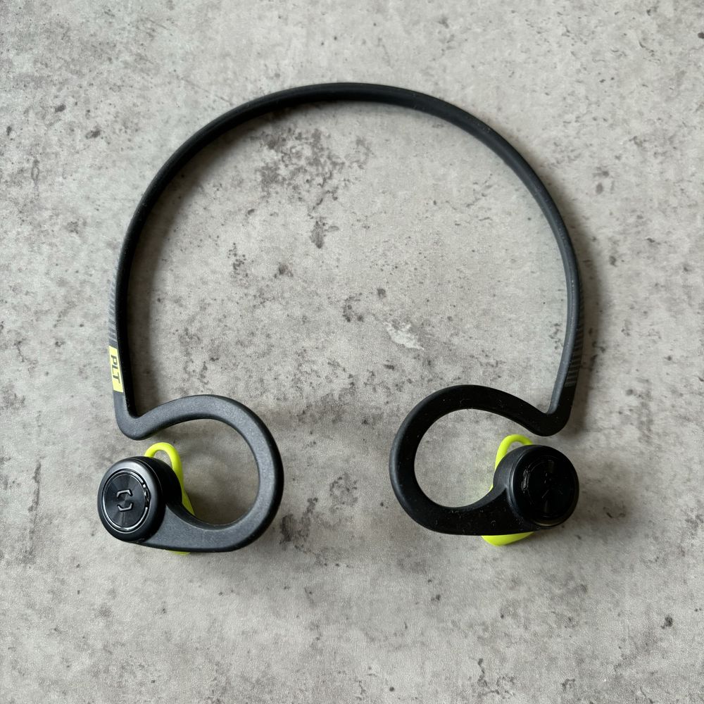 Słuchawki Plantronics BackBeat Fit + etui na telefon