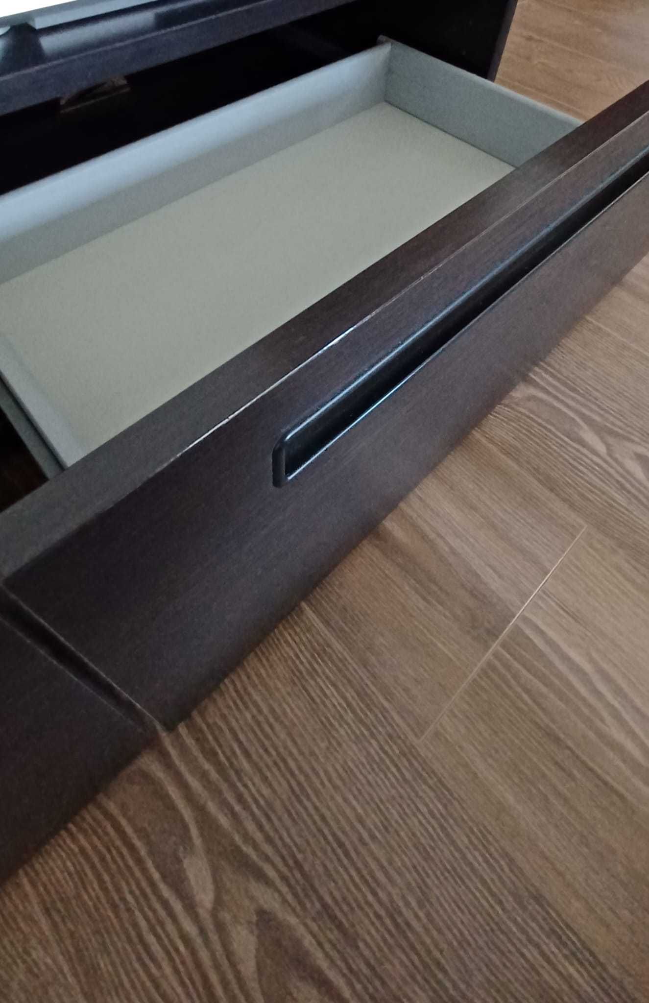 Móvel TV Castanho/preto IKEA em bom estado
