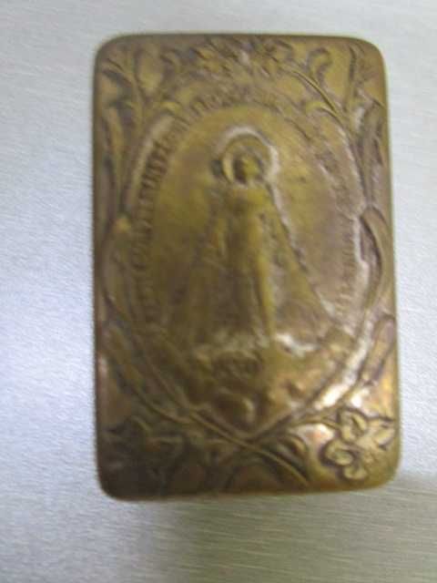 pequena caixa antiga para medicamentos ? ano   1820