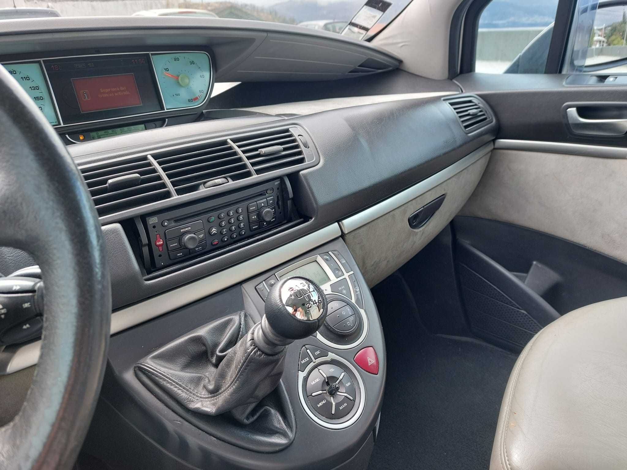 Citroen C8 (8 Lugares)