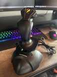 Joystick thrumaster