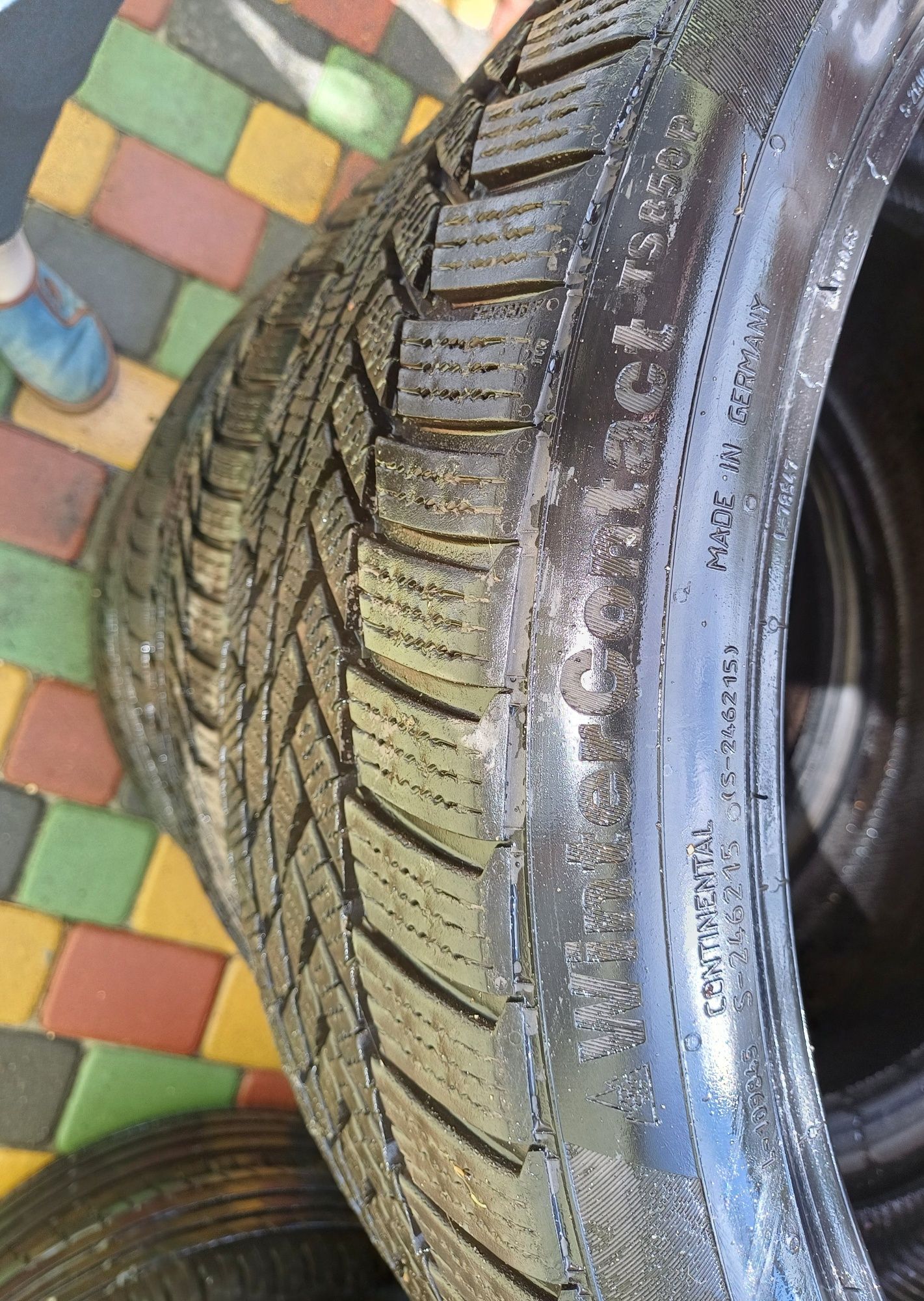 Шини 255/35 R 21 VXL б/у зимові Continental